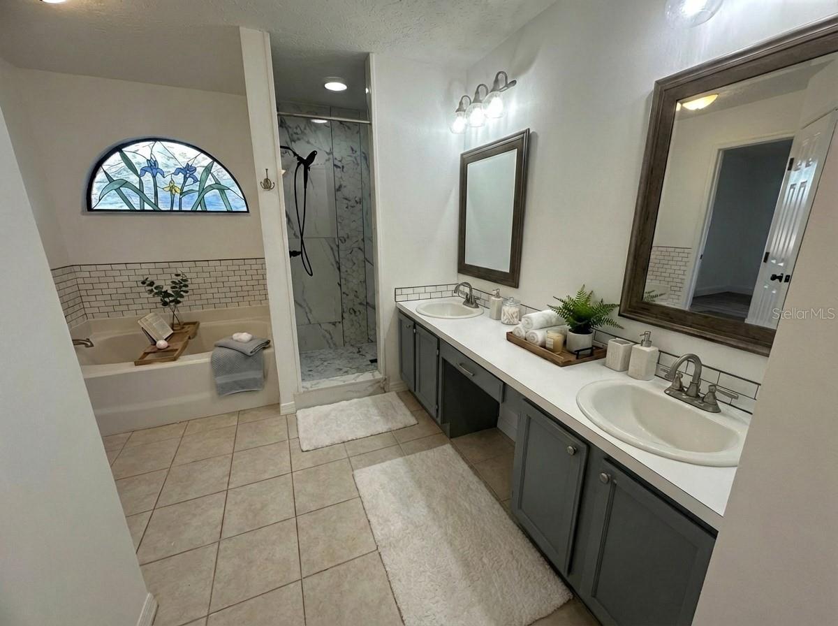 Image 10 of 17 For 910 Balsamina Drive