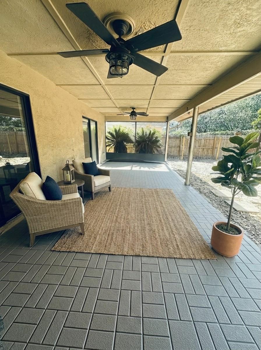 Image 16 of 17 For 910 Balsamina Drive