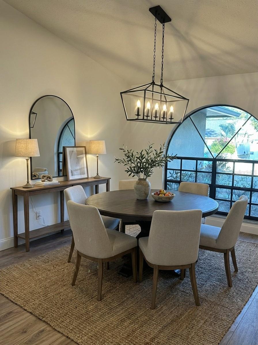 Image 8 of 17 For 910 Balsamina Drive