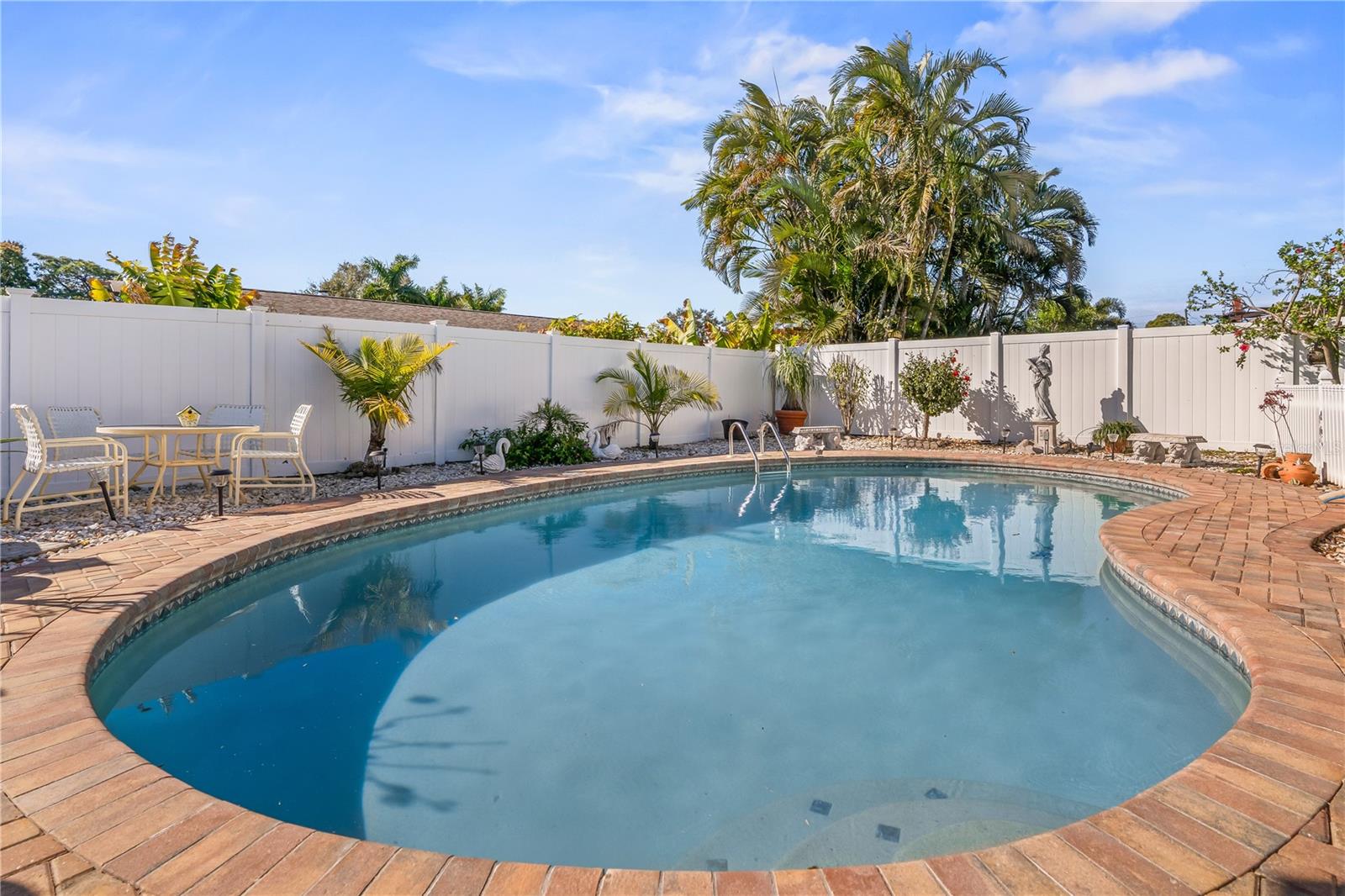 Listing photo id 21 for 7734 Cardiff Court