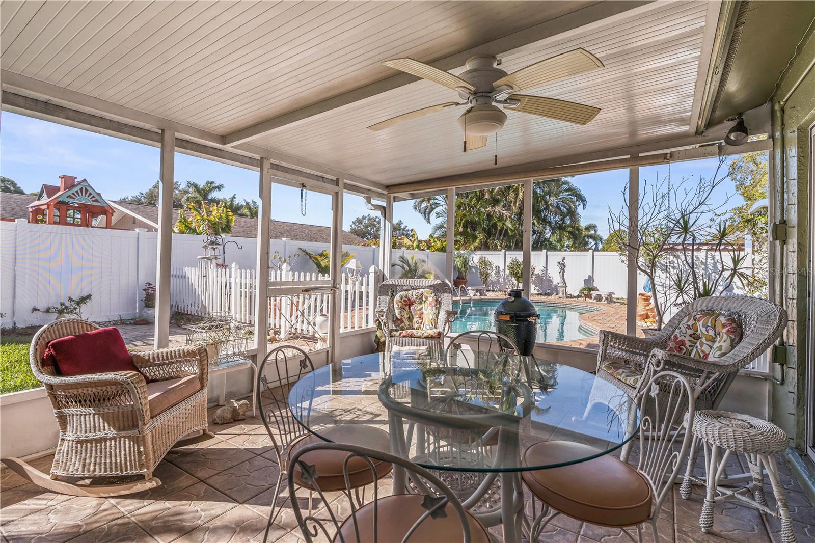 Listing photo id 3 for 7734 Cardiff Court