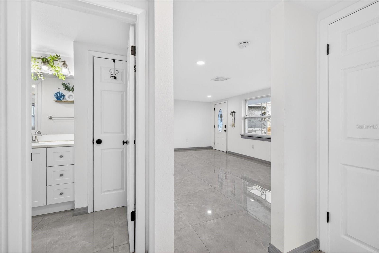 Image 12 of 33 For 7814 Birchwood Drive