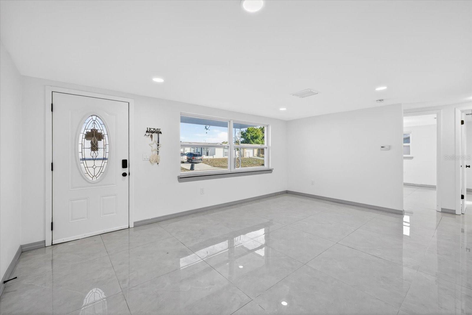 Image 18 of 33 For 7814 Birchwood Drive