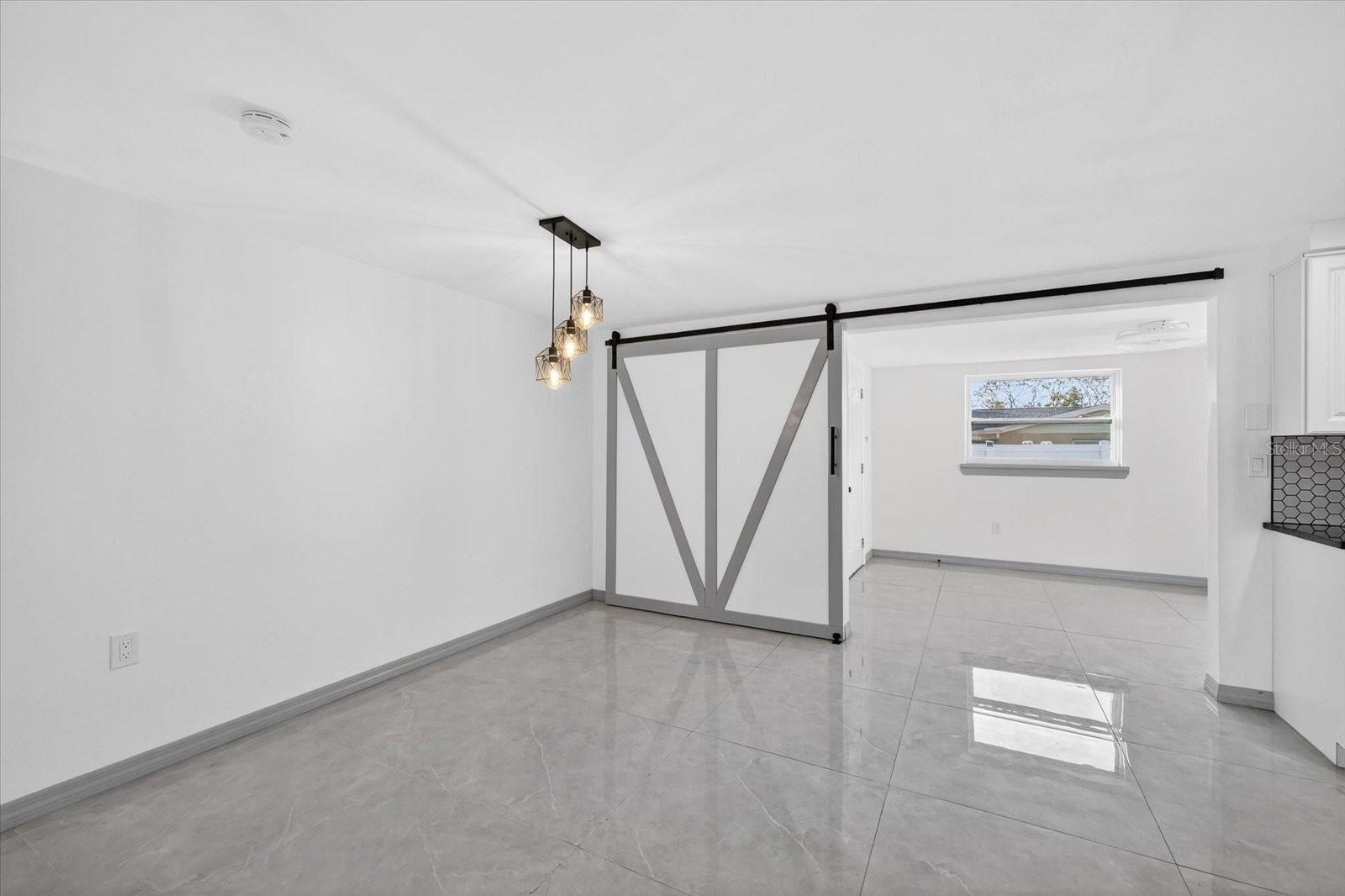 Image 19 of 33 For 7814 Birchwood Drive