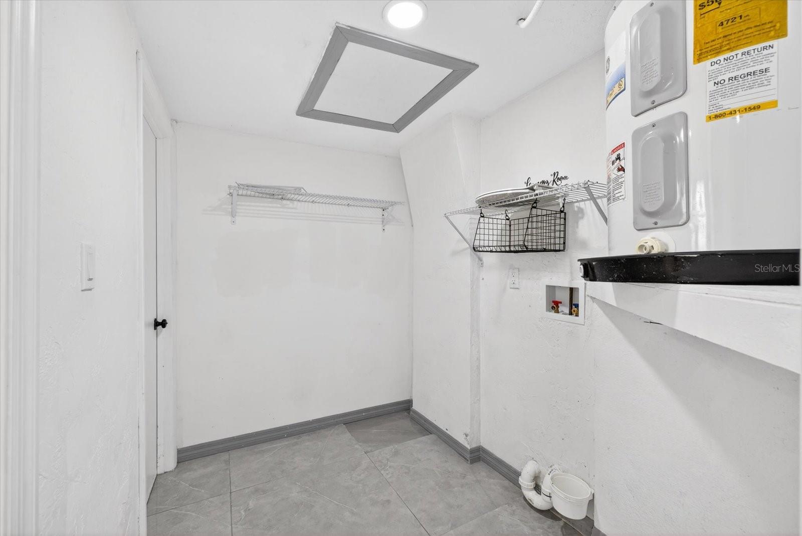 Image 23 of 33 For 7814 Birchwood Drive