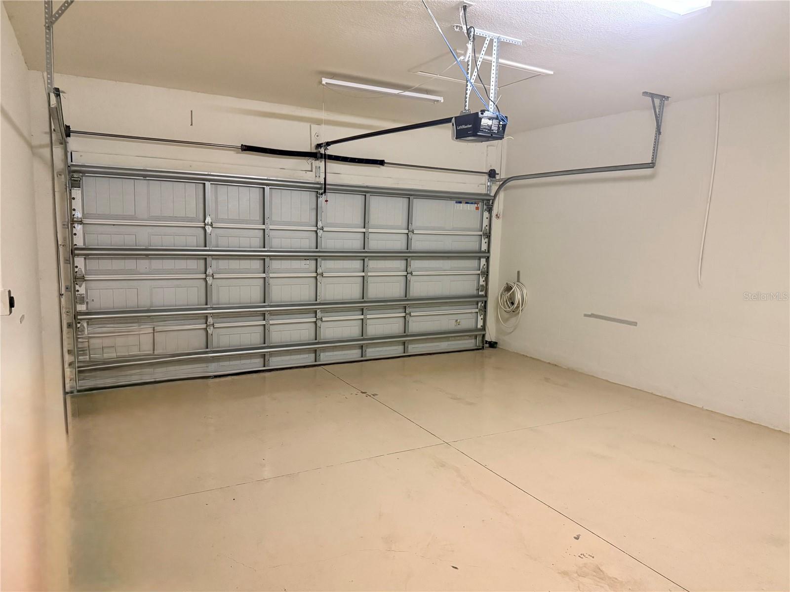 Image 17 of 56 For 907 Tidewater Shores Loop 411