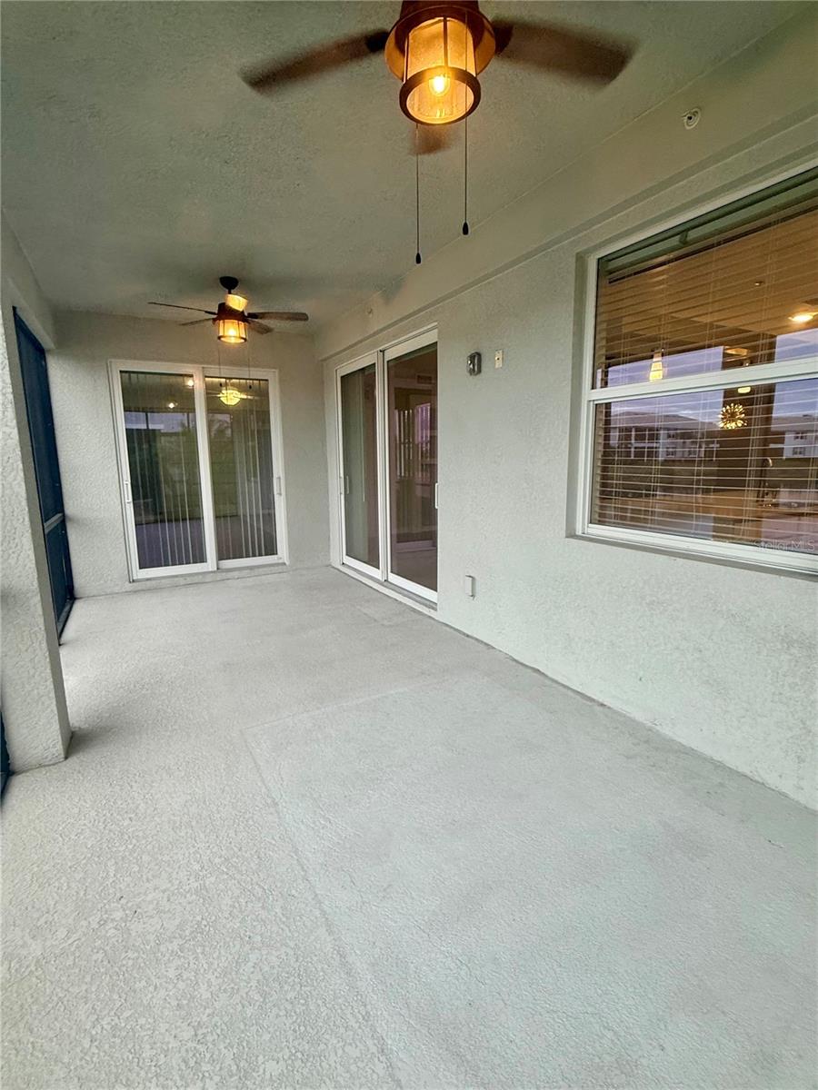 Image 19 of 56 For 907 Tidewater Shores Loop 411