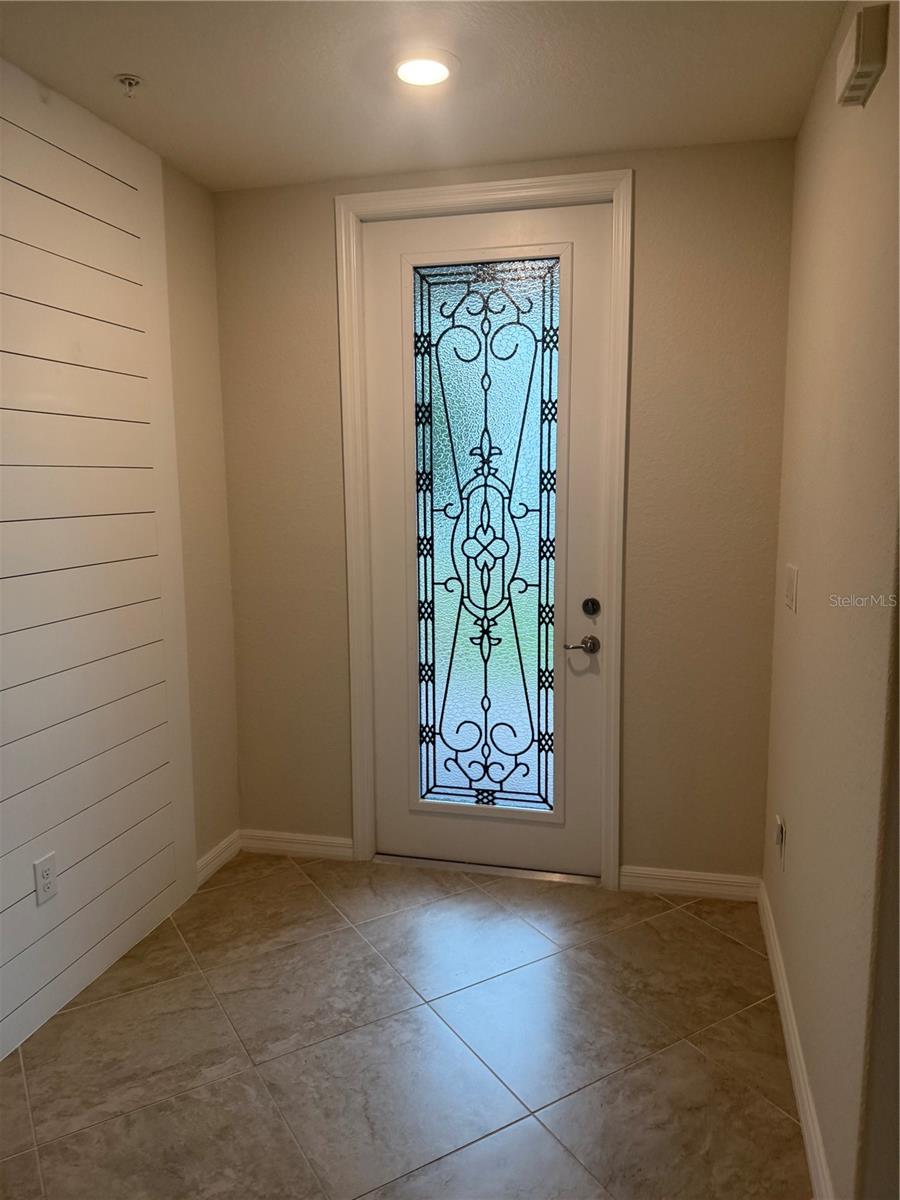 Image 2 of 56 For 907 Tidewater Shores Loop 411