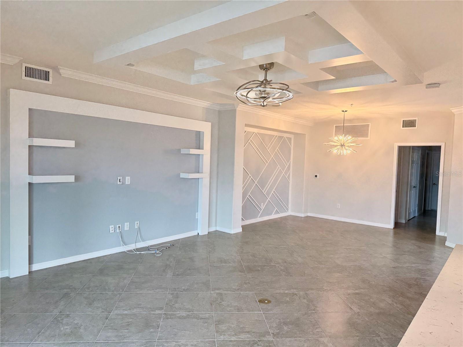 Image 4 of 56 For 907 Tidewater Shores Loop 411