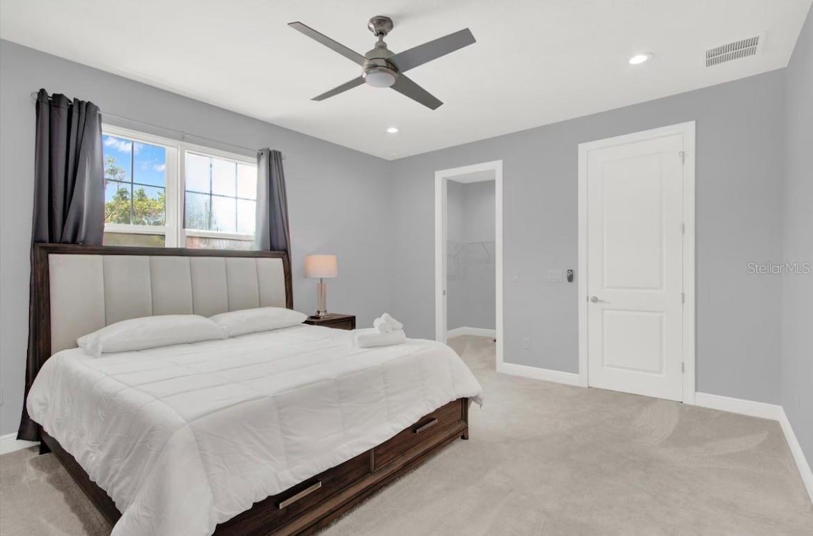 Image 10 of 13 For 405 Westland Avenue 3