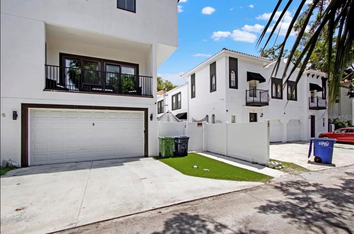 Image 2 of 13 For 405 Westland Avenue 3