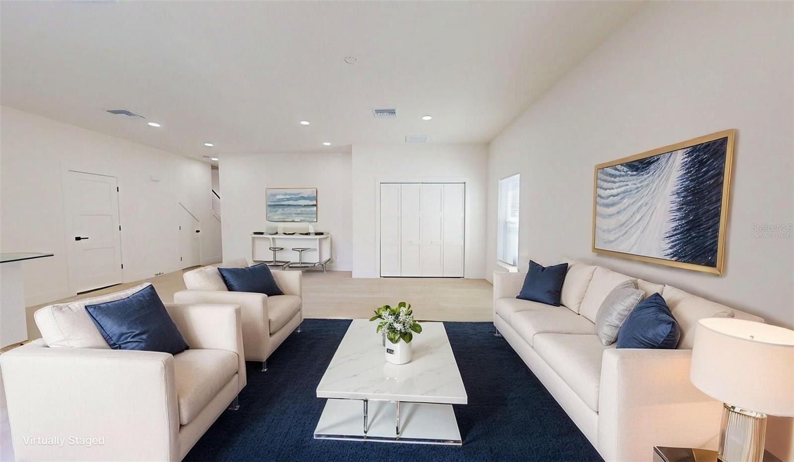 Image 14 of 79 For 4020 Henry Avenue F