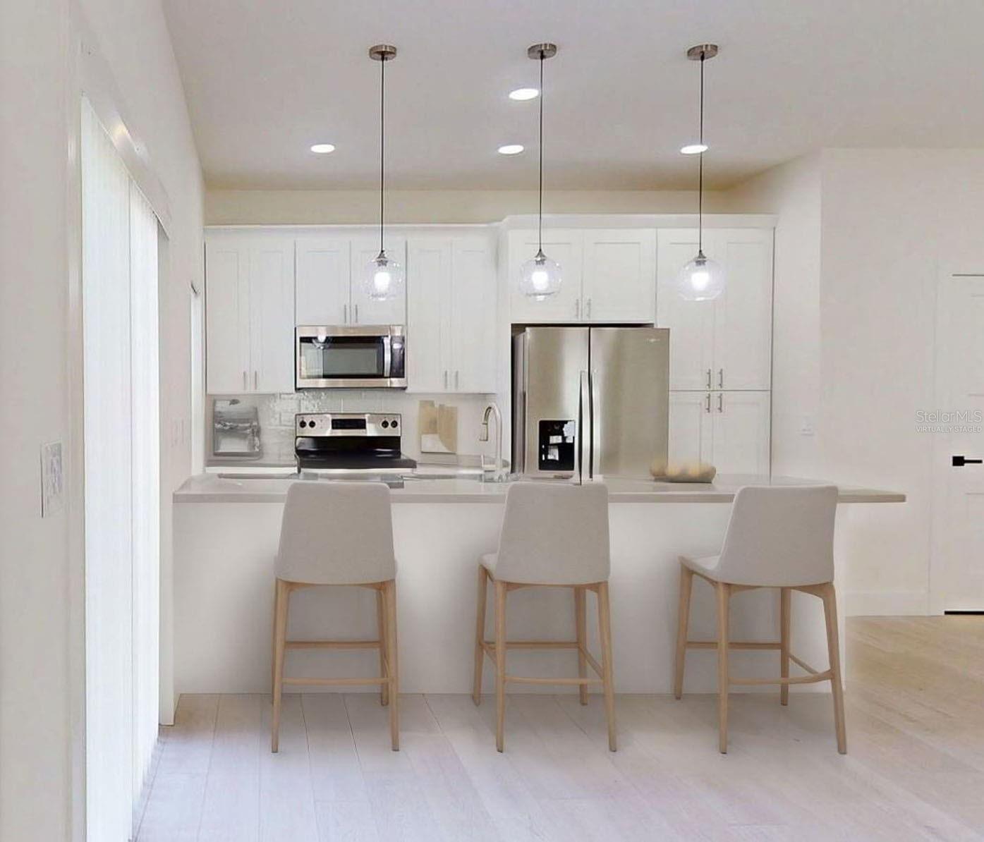 Image 17 of 79 For 4020 Henry Avenue F