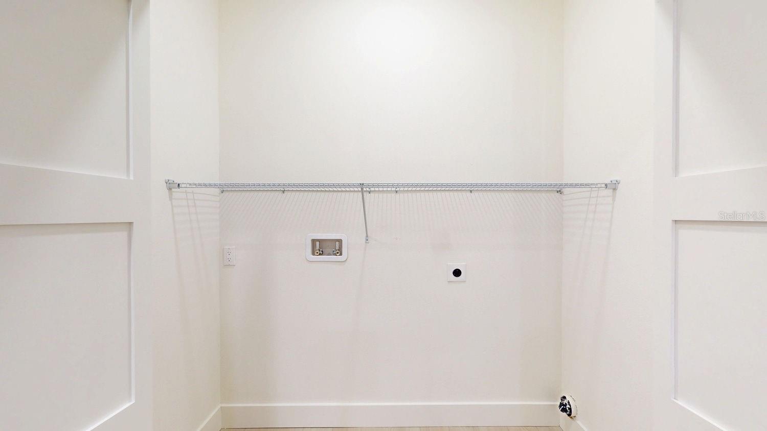 Image 29 of 79 For 4020 Henry Avenue F