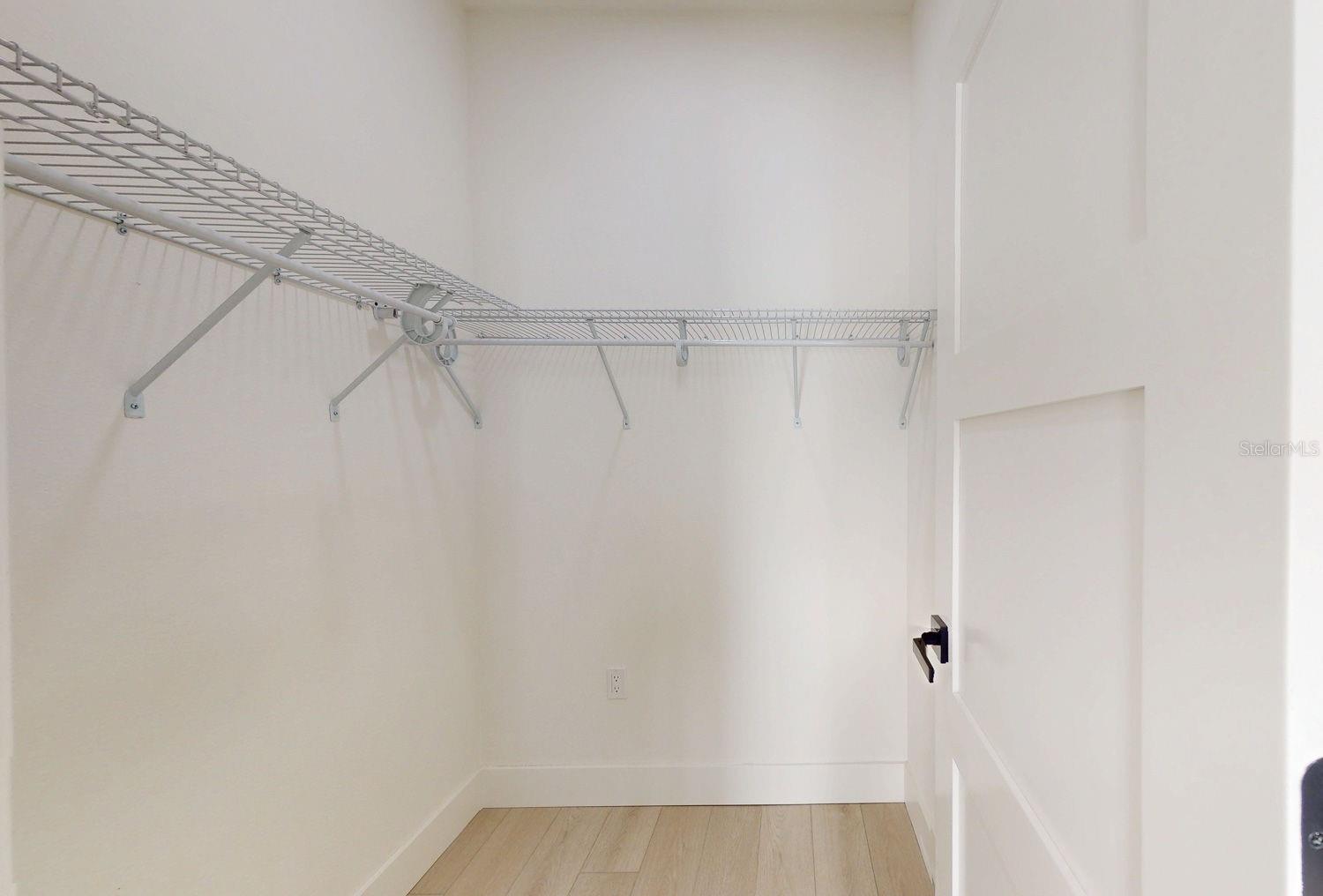 Image 47 of 79 For 4020 Henry Avenue F