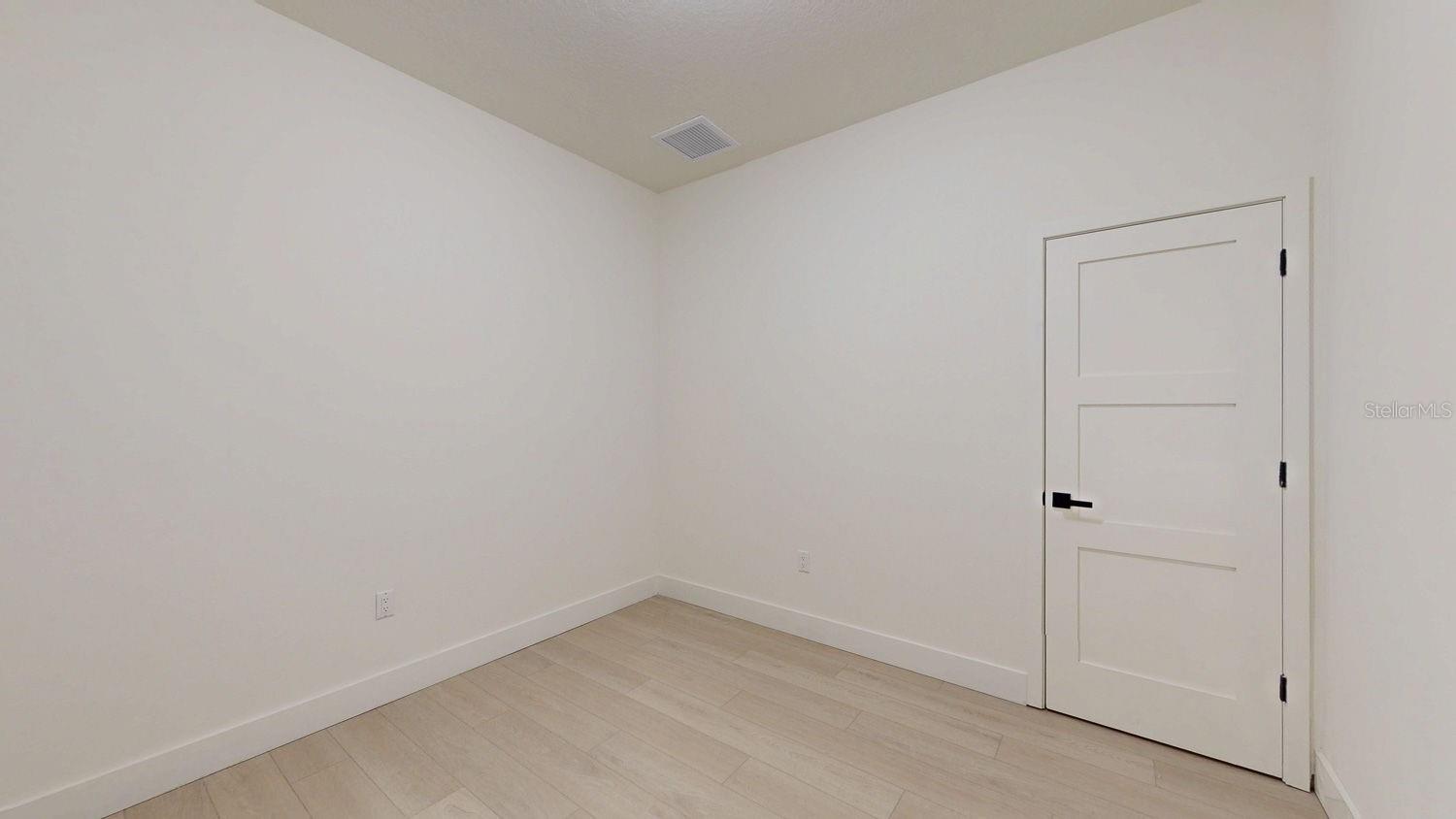 Image 55 of 79 For 4020 Henry Avenue F