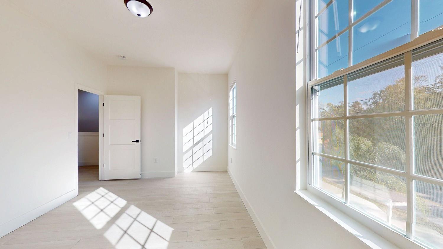 Image 58 of 79 For 4020 Henry Avenue F