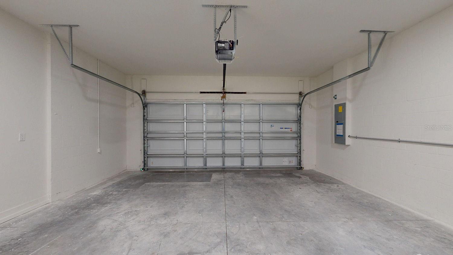 Image 76 of 79 For 4020 Henry Avenue F