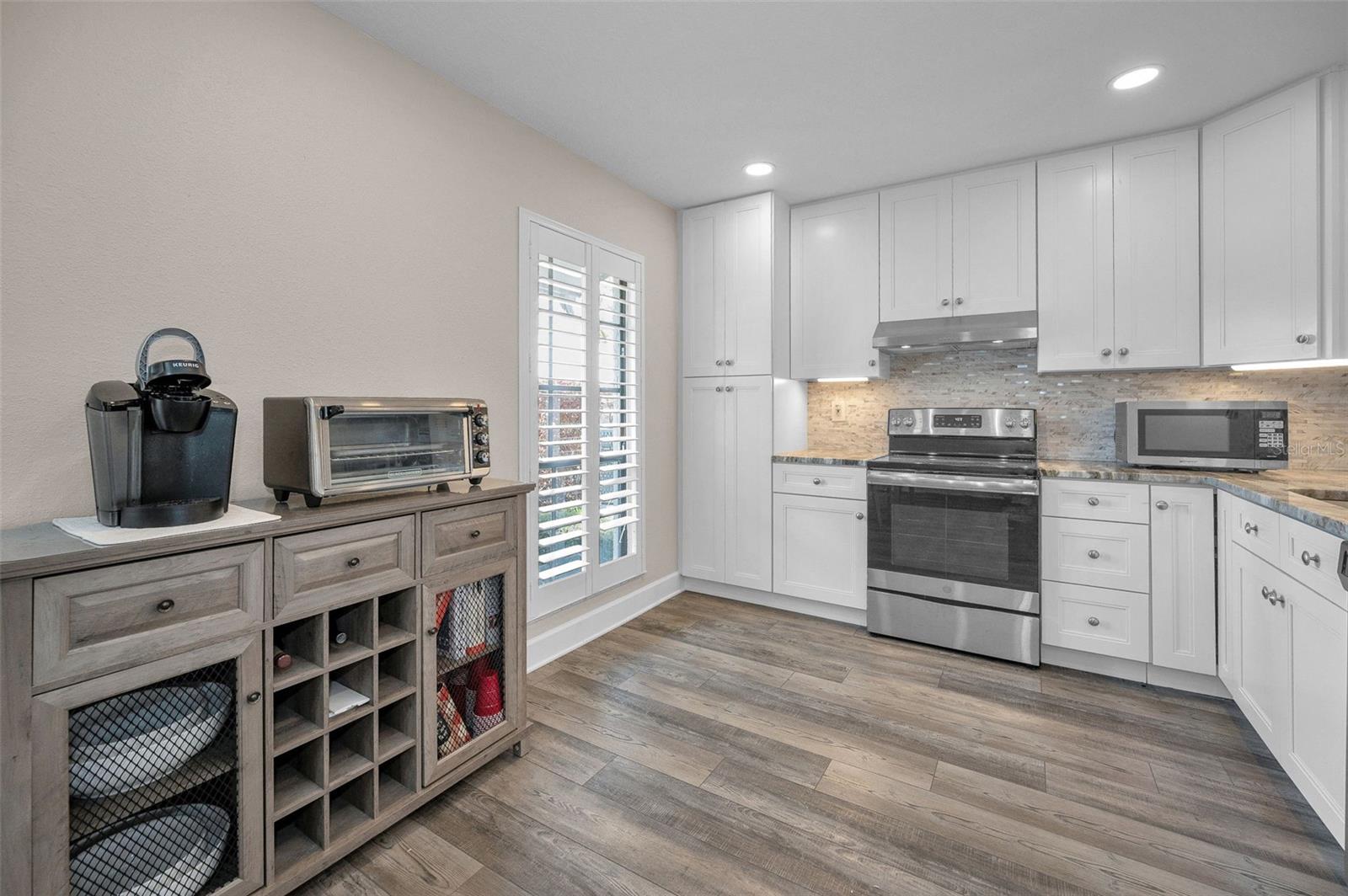 Image 13 of 46 For 322 Windrush Loop 22