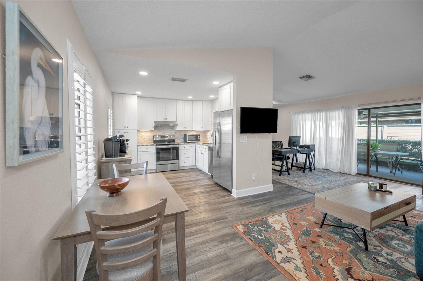 Image 15 of 46 For 322 Windrush Loop 22