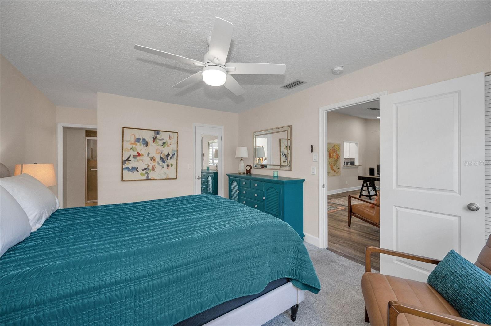 Image 19 of 46 For 322 Windrush Loop 22