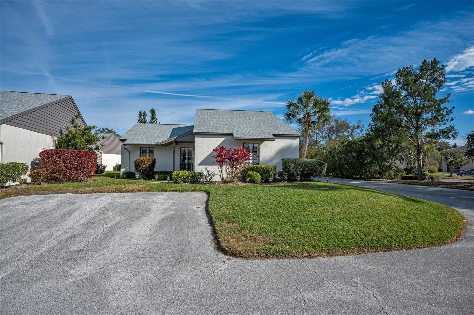 Image 2 of 46 For 322 Windrush Loop 22