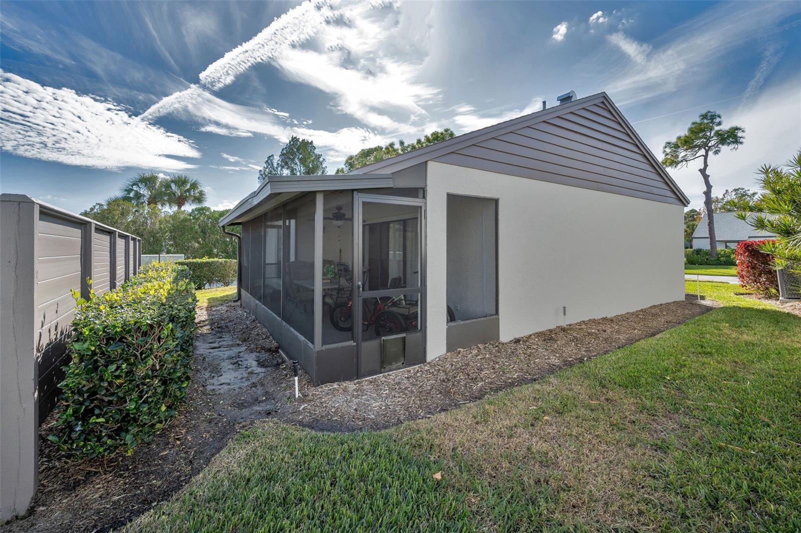 Image 29 of 46 For 322 Windrush Loop 22