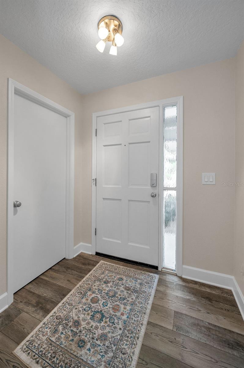 Image 4 of 46 For 322 Windrush Loop 22