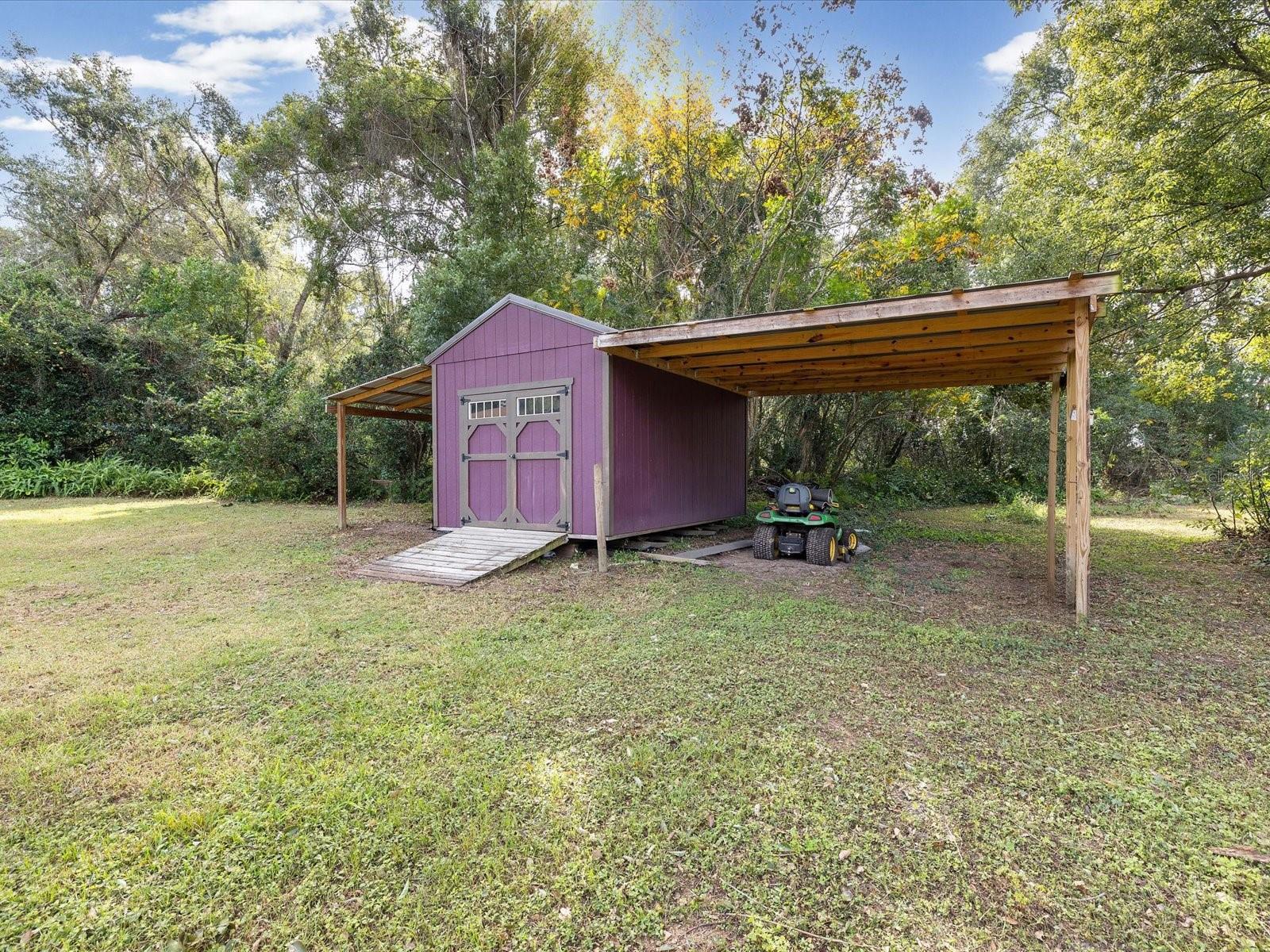 Listing photo id 28 for 36228 Clinton Avenue