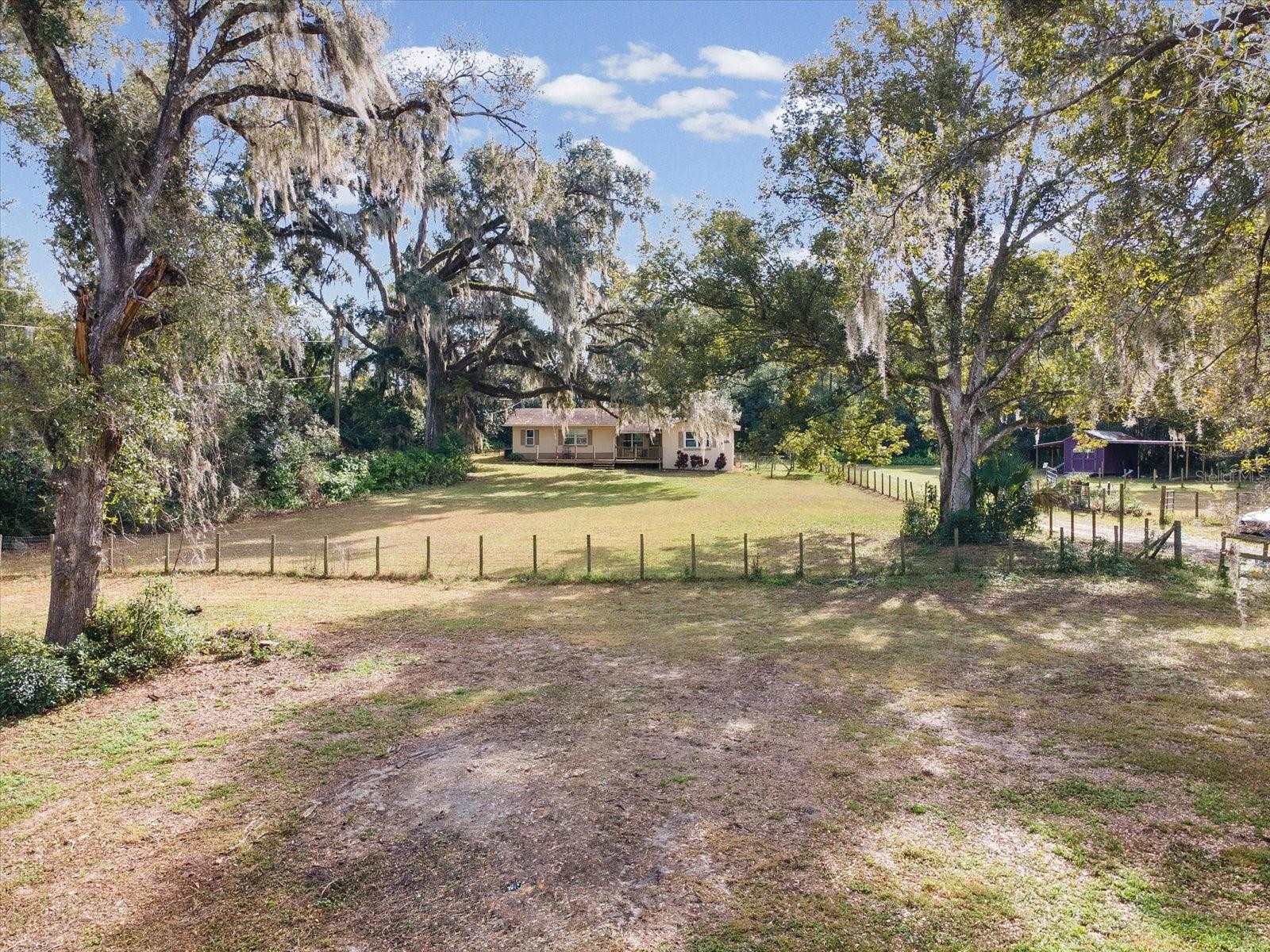 Listing photo id 39 for 36228 Clinton Avenue