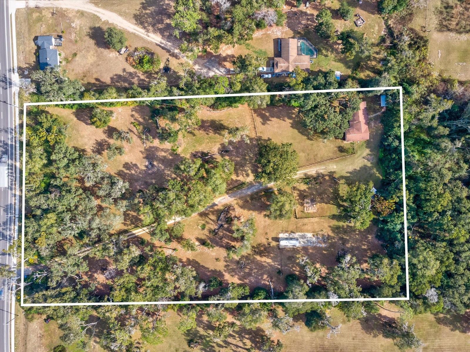 Listing photo id 52 for 36228 Clinton Avenue