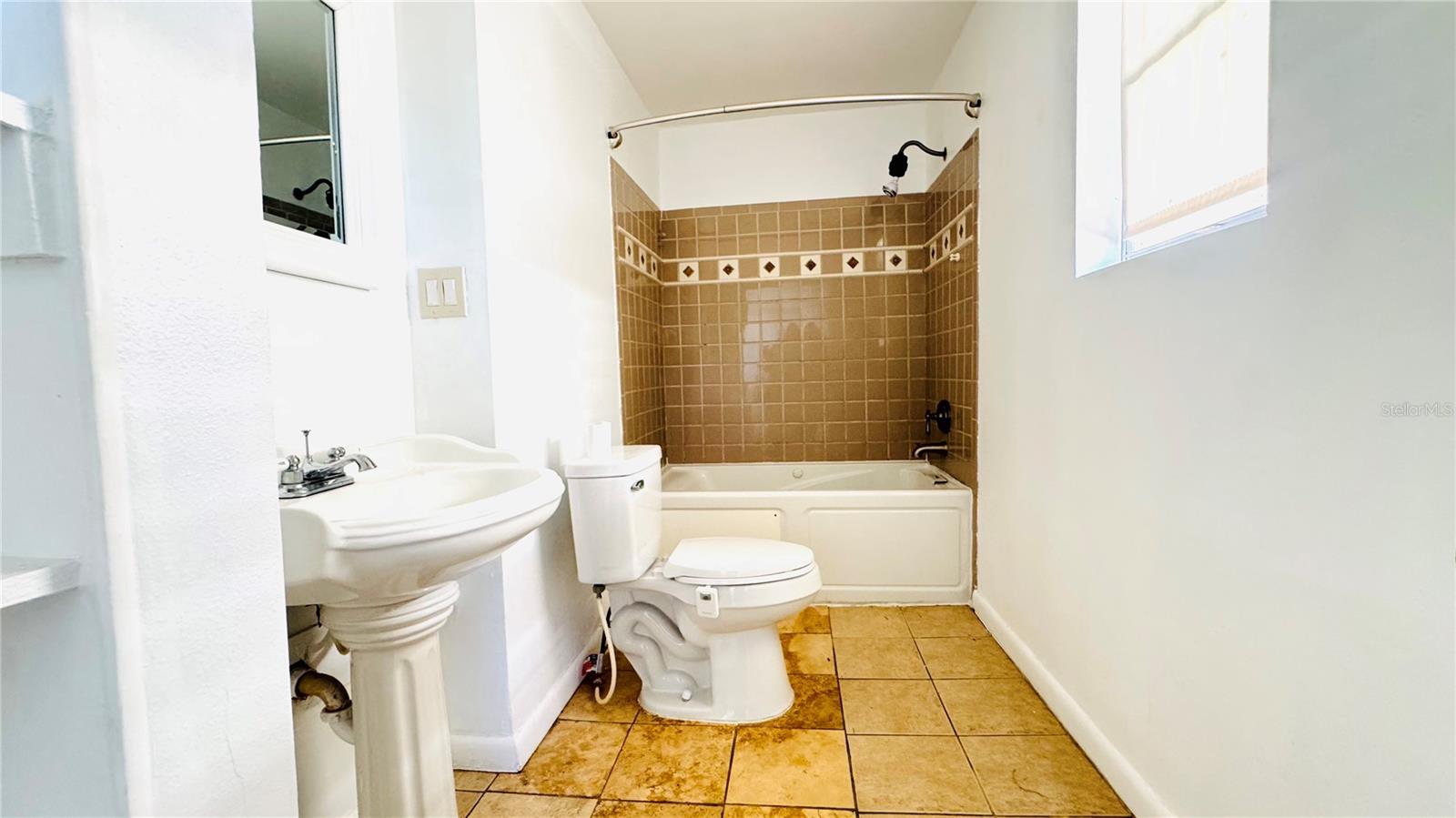 Image 10 of 22 For 4100 40th Street N