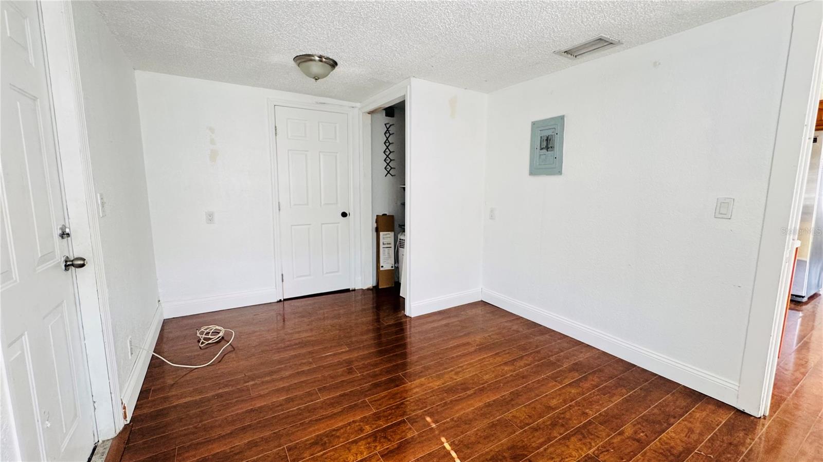 Image 14 of 22 For 4100 40th Street N