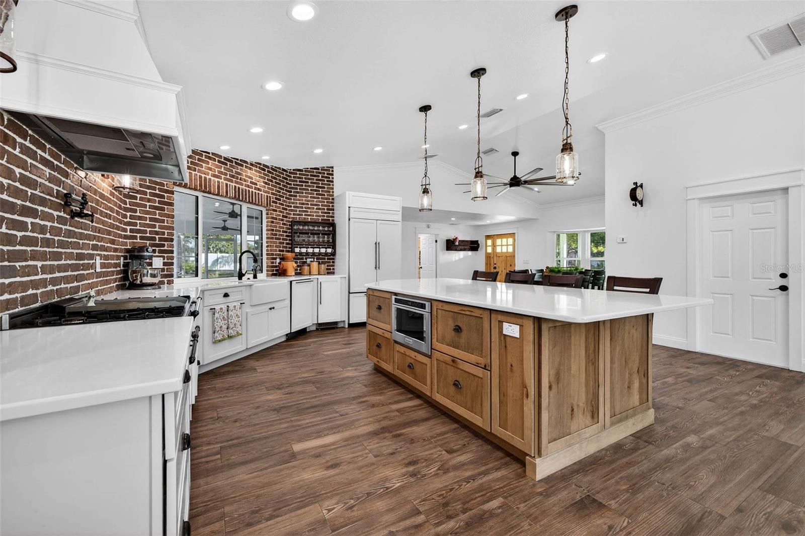 Image 20 of 48 For 11945 74th Avenue