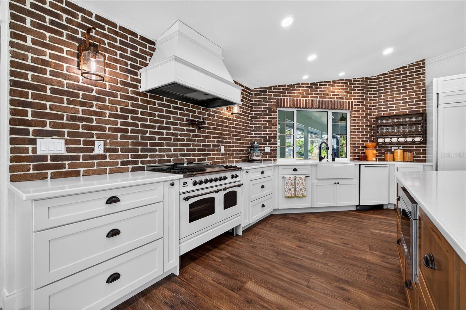 Image 21 of 48 For 11945 74th Avenue