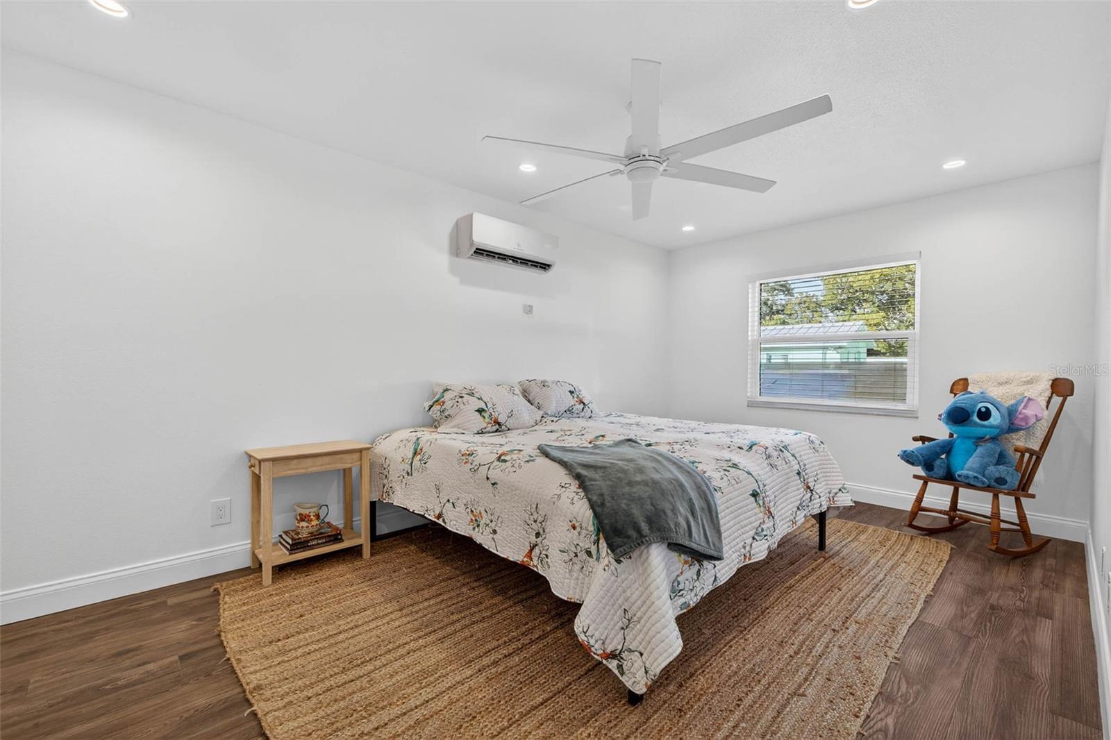 Image 27 of 48 For 11945 74th Avenue