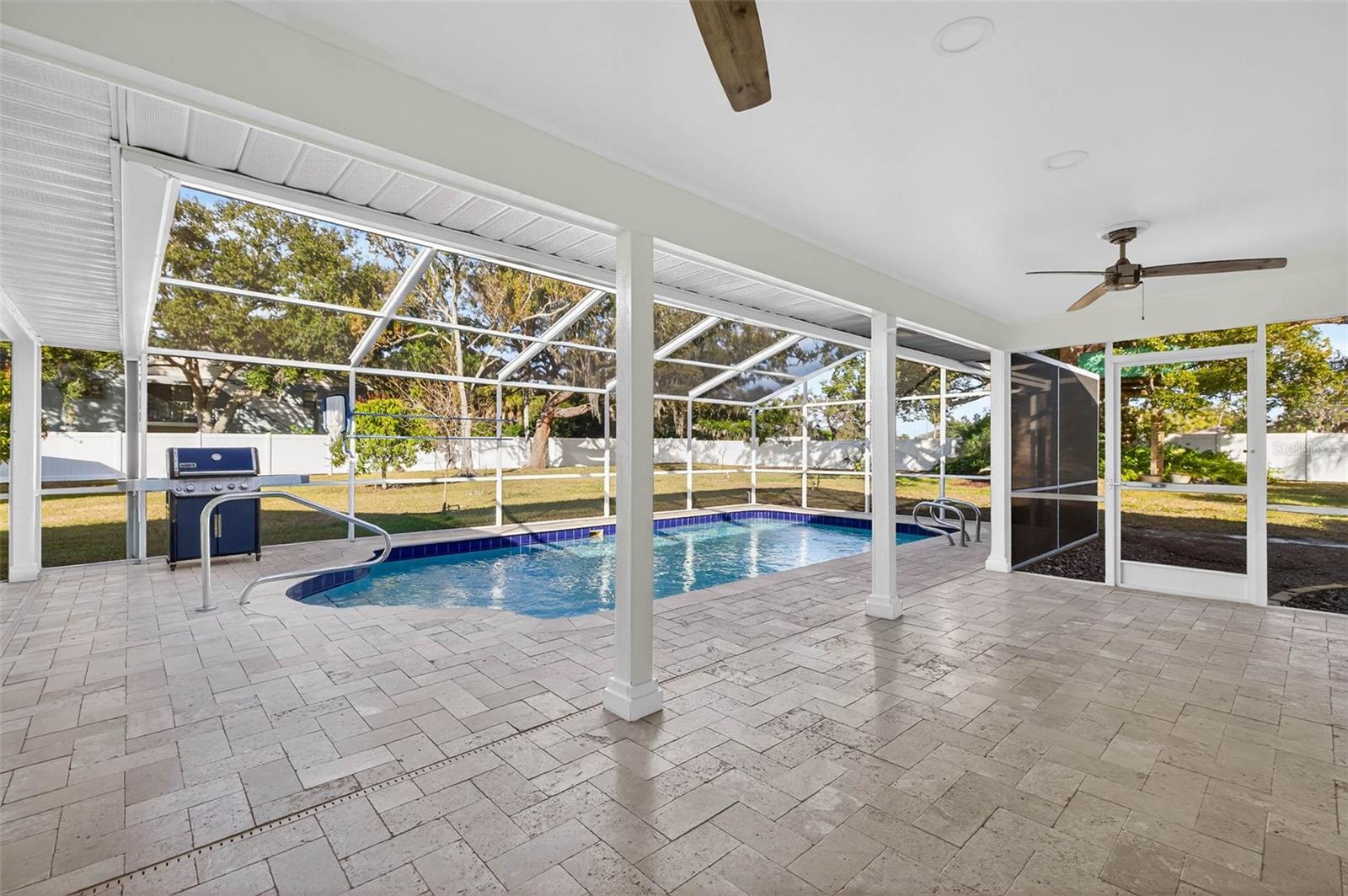 Image 33 of 48 For 11945 74th Avenue