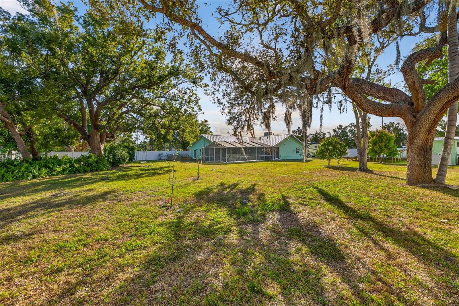 Image 40 of 48 For 11945 74th Avenue