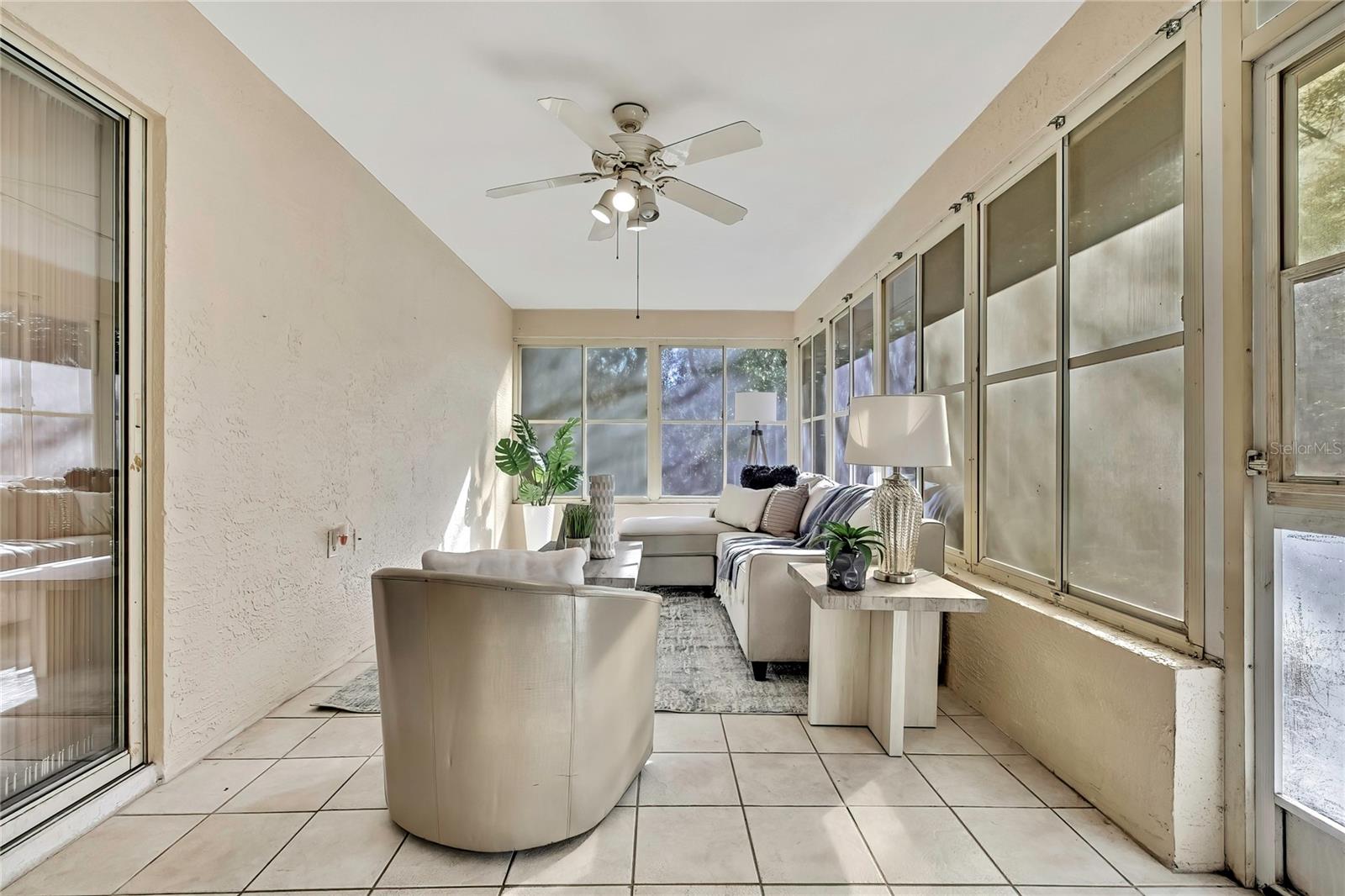 Image 11 of 47 For 6071 Zirkels Circle