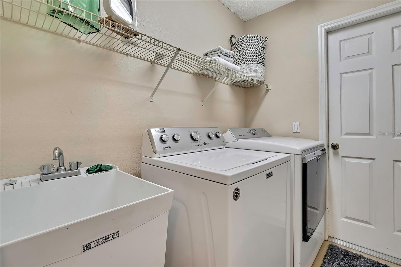 Image 26 of 47 For 6071 Zirkels Circle