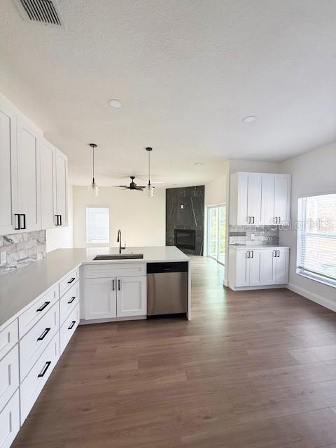 Listing photo id 13 for 2207 Green Oaks Lane