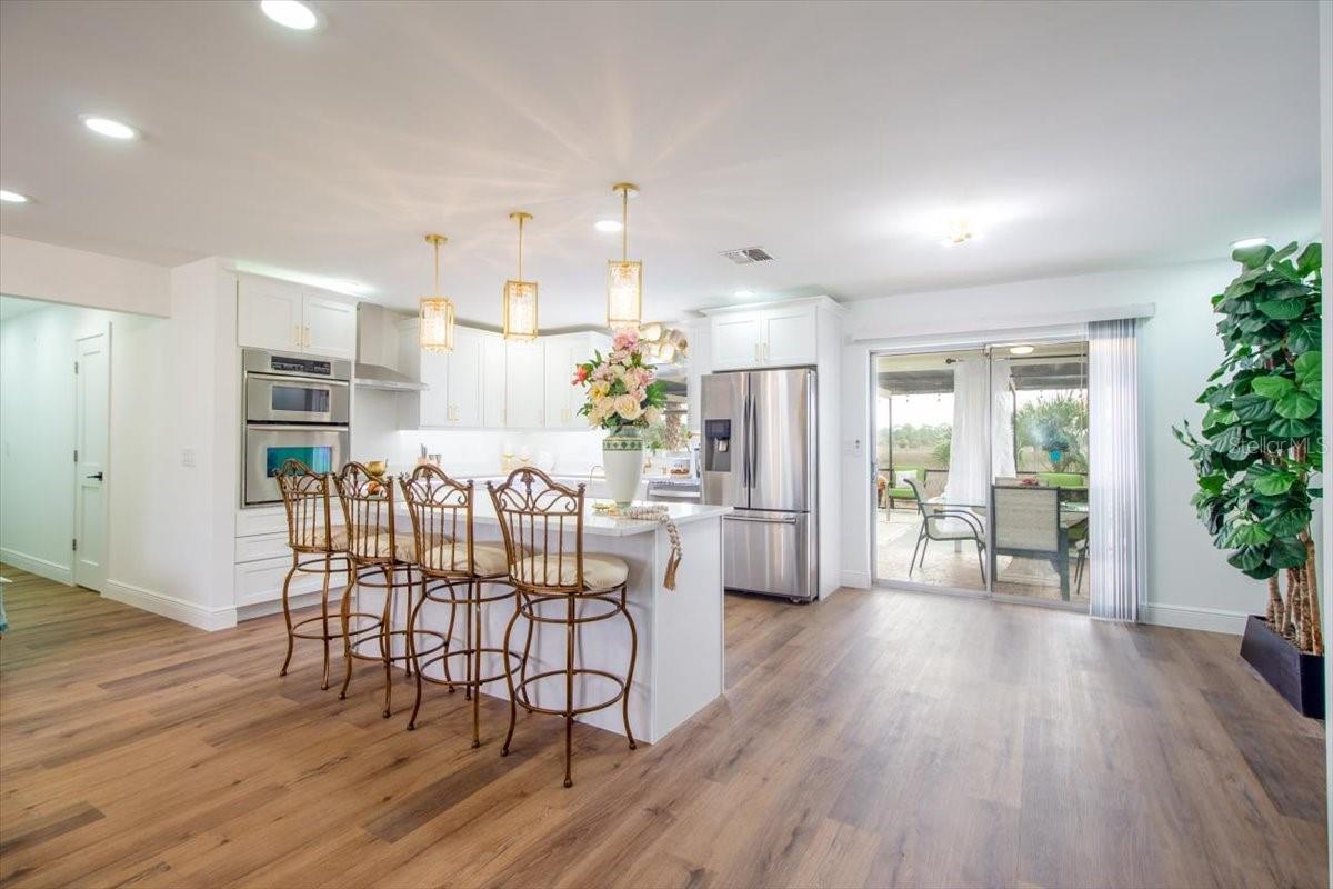 Image 10 of 42 For 7312 Southwind Drive