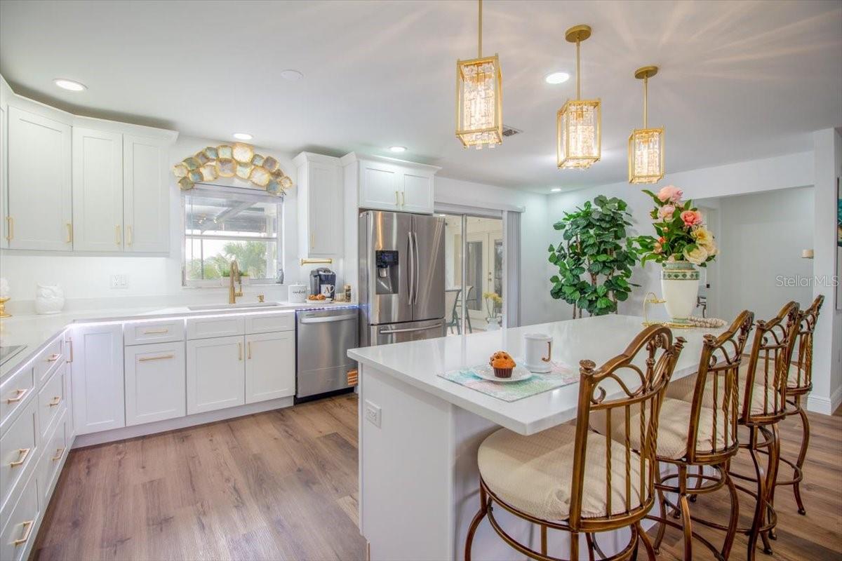 Image 15 of 42 For 7312 Southwind Drive