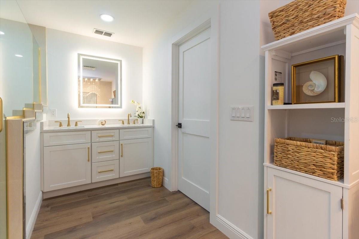 Image 31 of 42 For 7312 Southwind Drive