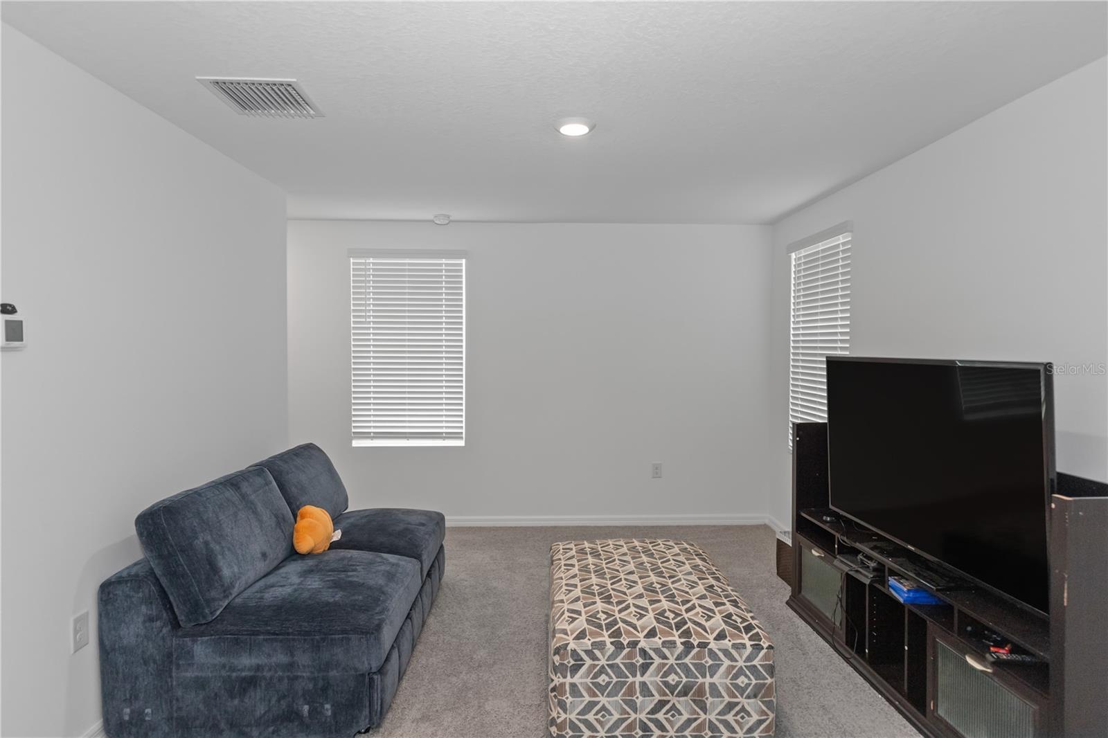 Image 8 of 11 For 37357 Sharks Eye Lane