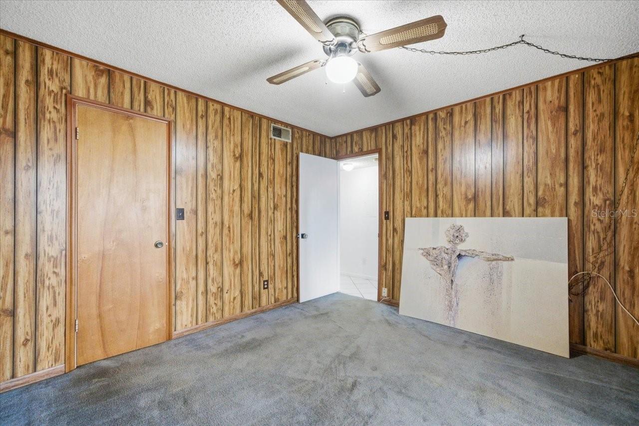 Listing photo id 22 for 11201 122nd Avenue 159