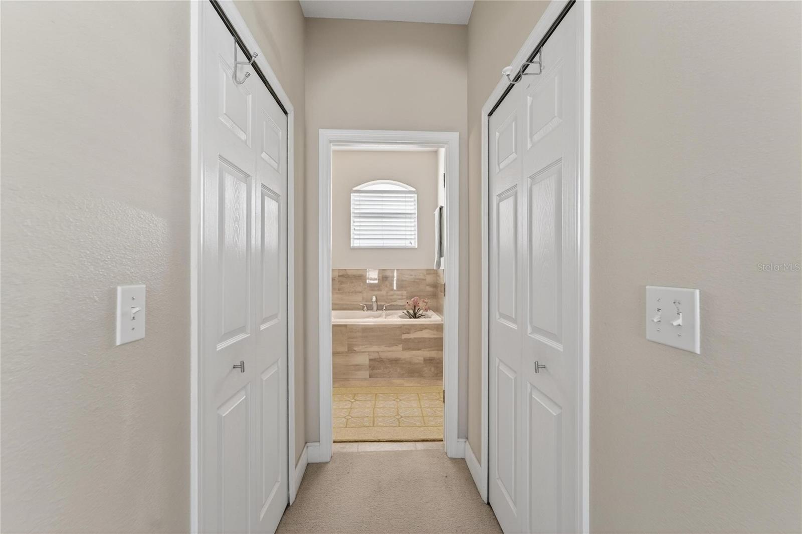 Listing photo id 26 for 901 Shagos Drive