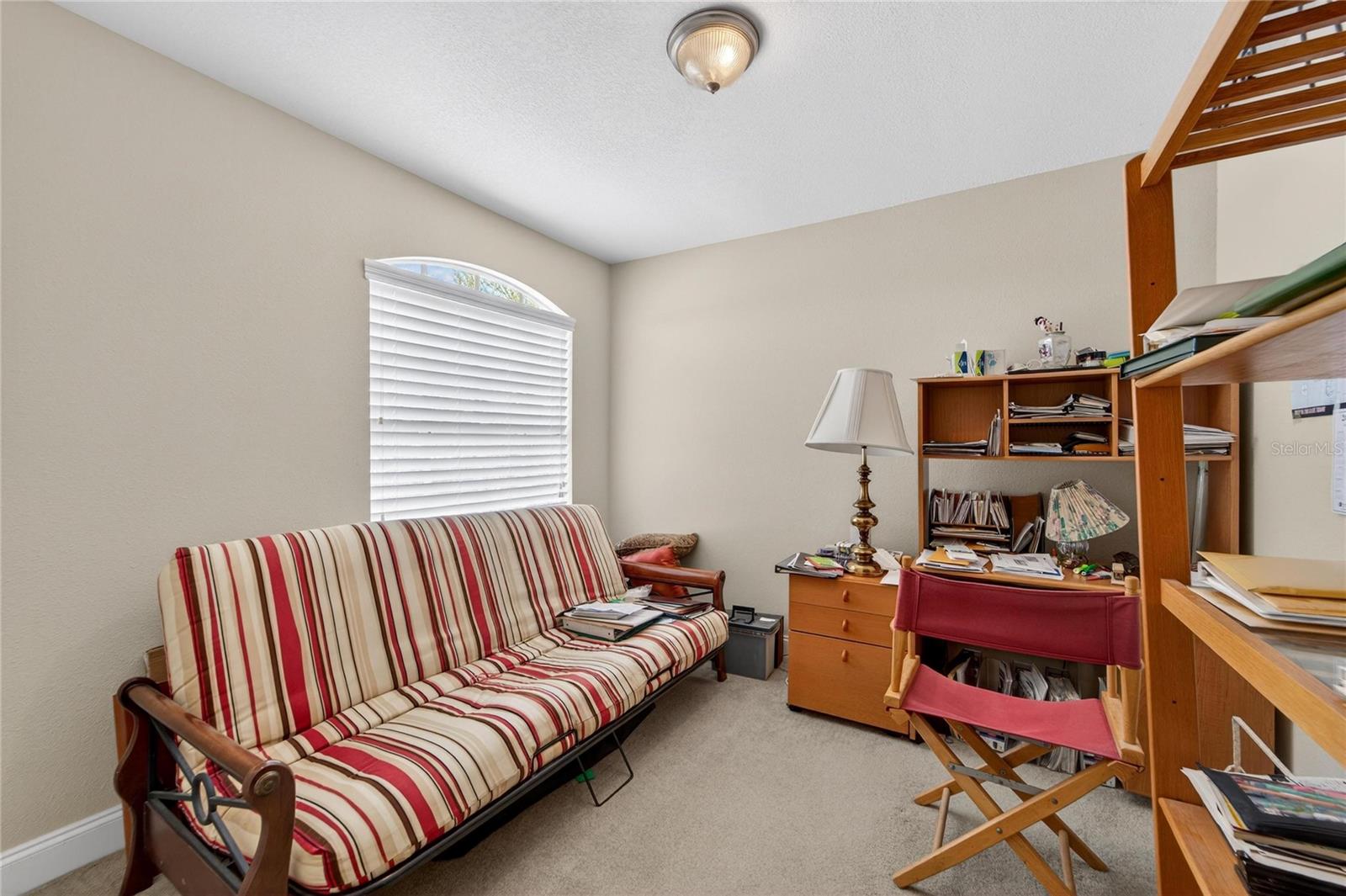 Listing photo id 46 for 901 Shagos Drive