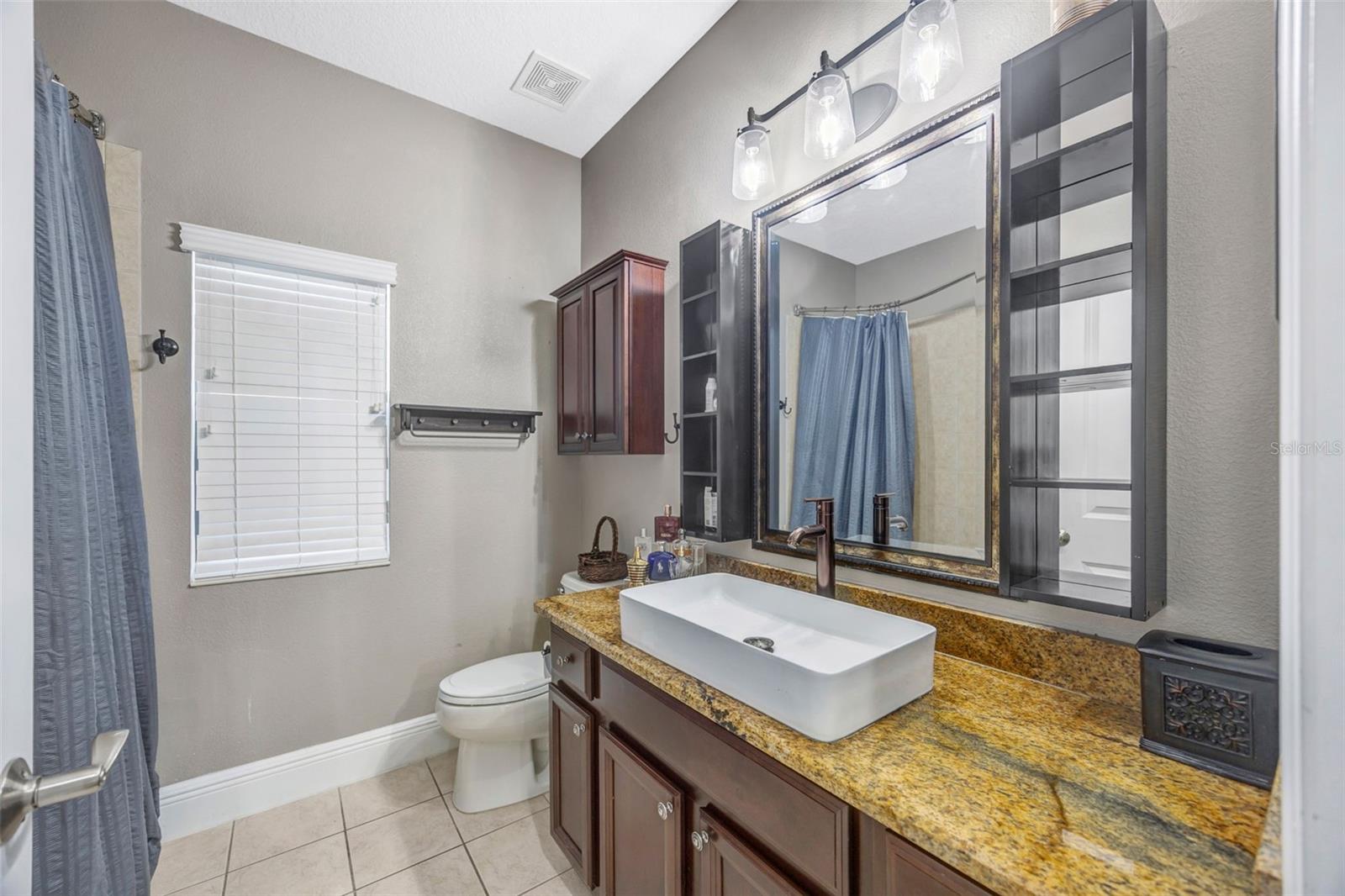 Image 42 of 75 For 19359 Yellow Clover Drive