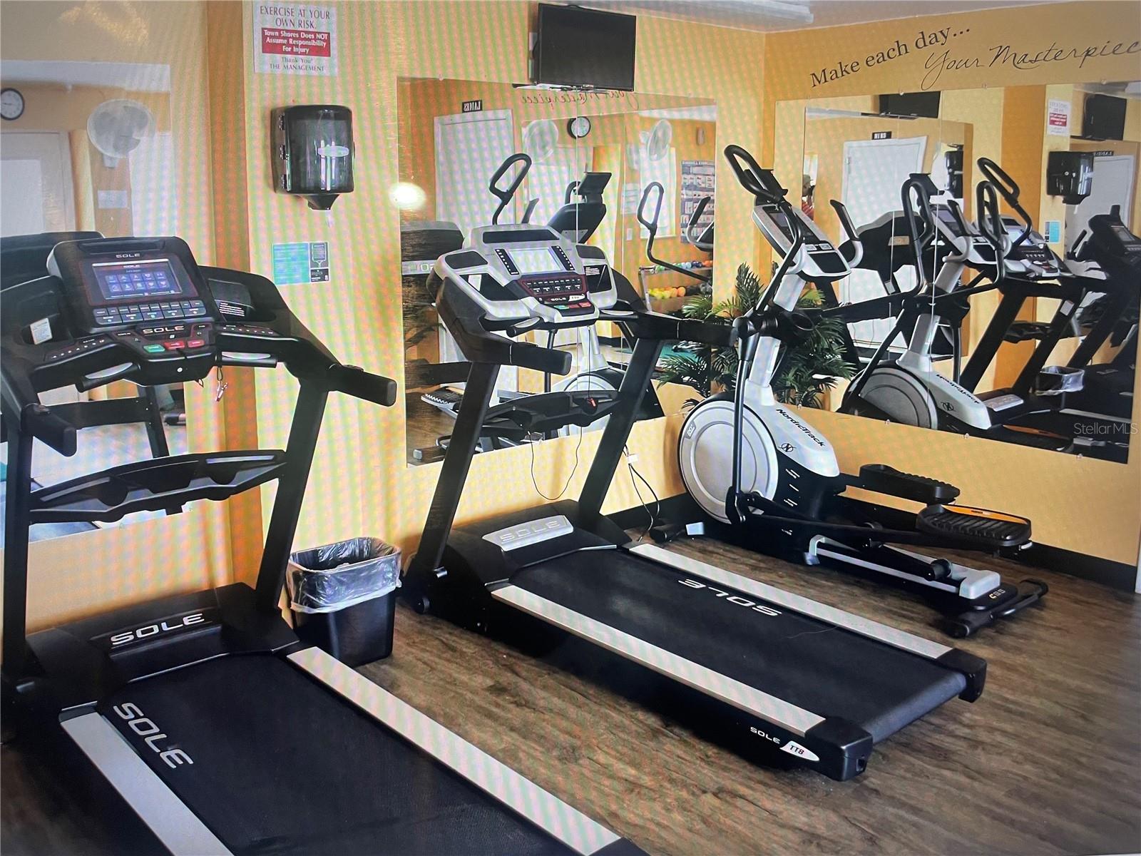 Image 26 of 30 For 2960 59th Street S 406